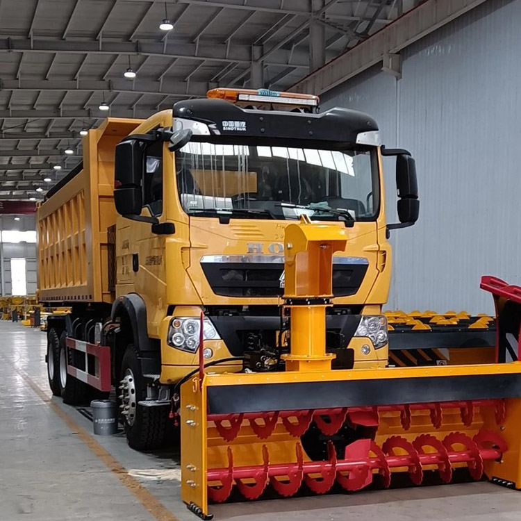 เครื่องเป่าหิมะแบบ Double Auger ขนาดใหญ่